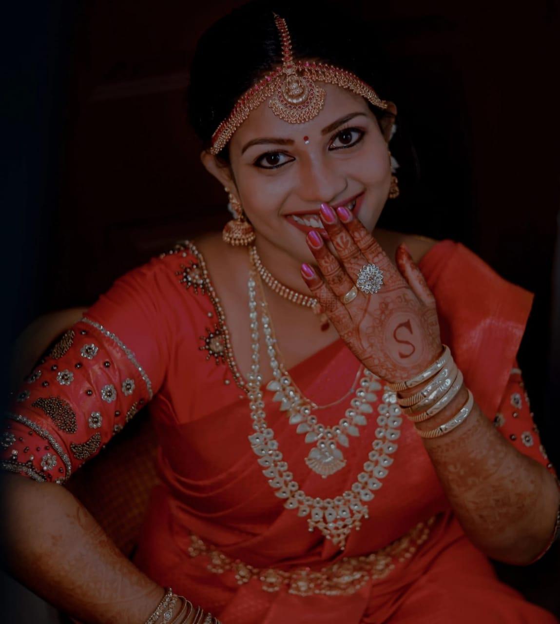 HELAN BEAUTY PARLOUR VALANCHERY